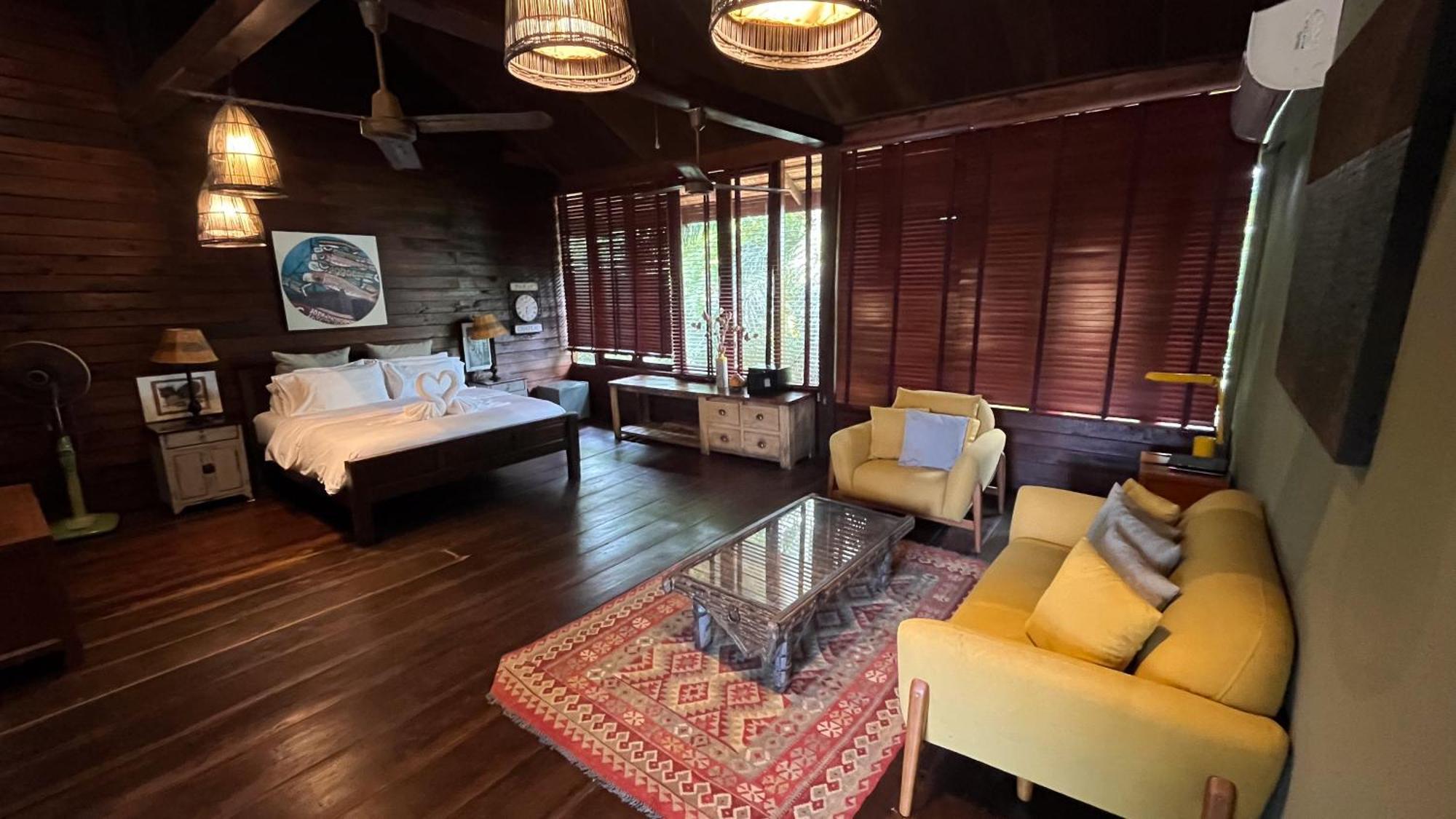 Private House @ Hin Kong 别墅